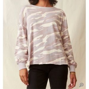Womens Grey State Quartz Camo Sweatshirt - Size M